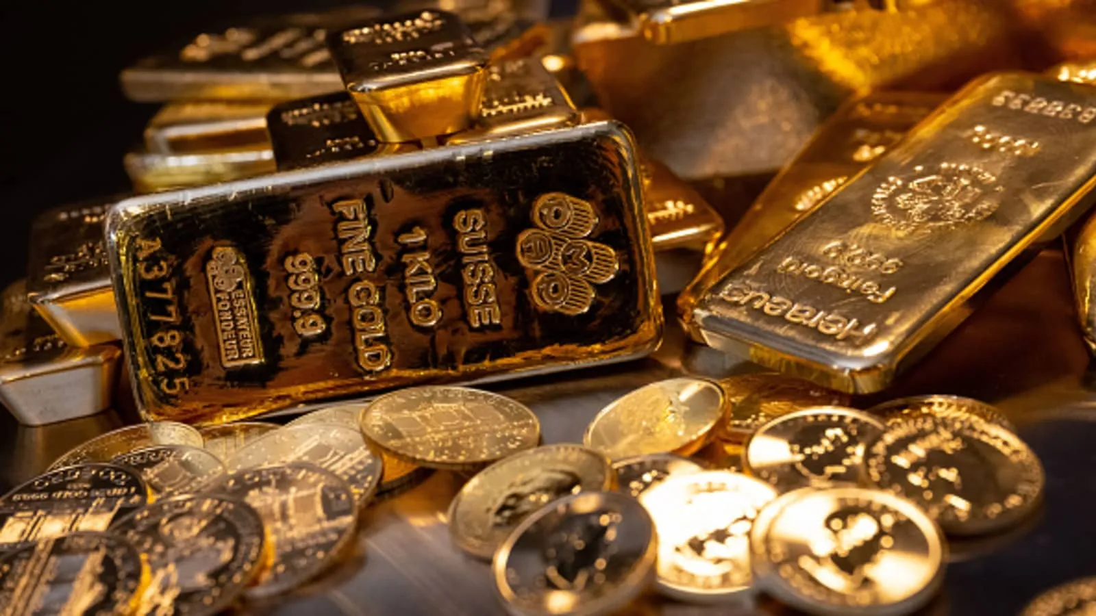 Gold Prices Hit All-Time Highs Above $2500